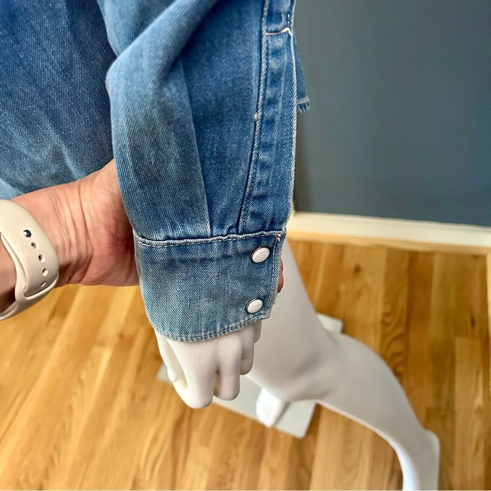 Seven 4 All Mankind Floral Embroidered Distressed Button Down Denim Top - Picture 9 of 16